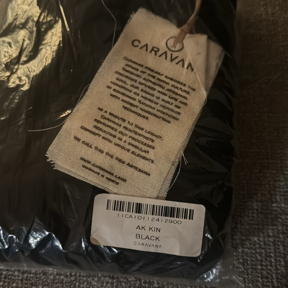 Nwt nib Caravana kaftan ak kin black unisex tunic - Picture 4 of 4